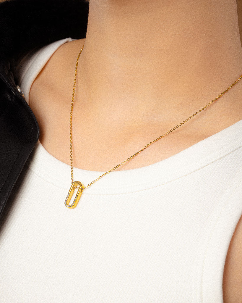 Isabella Pendant Necklace